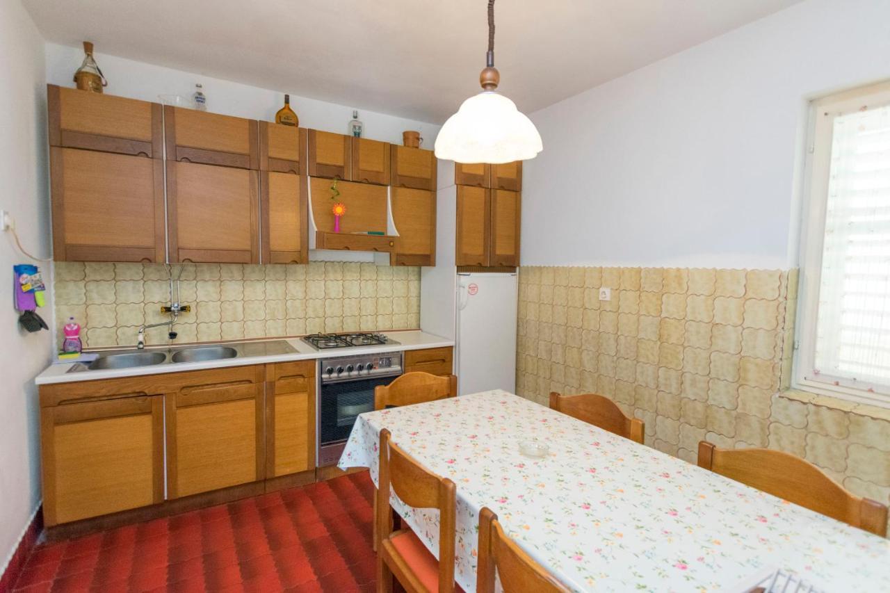 Apartment Smiljan Primošten Esterno foto