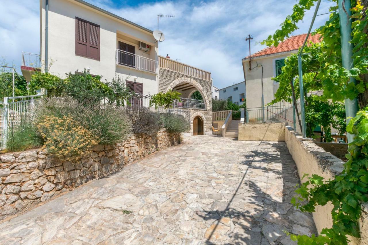 Apartment Smiljan Primošten Esterno foto